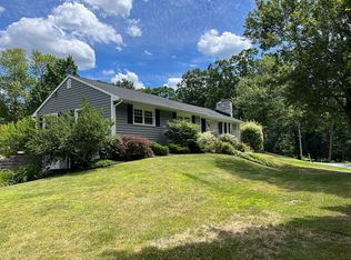 48 Holland Dr, Rensselaer, NY 12144