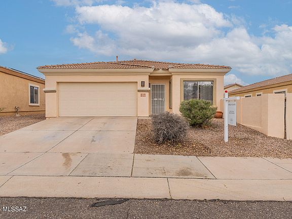 2nd image of 395 E Camino Rancho Redondo
