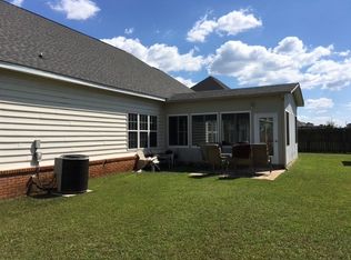 218 Lovorn Cir, Warner Robins, GA 31088