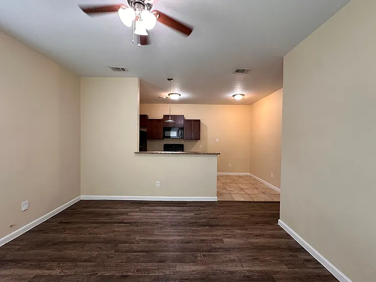 7511 Novella Dr — Photo 4