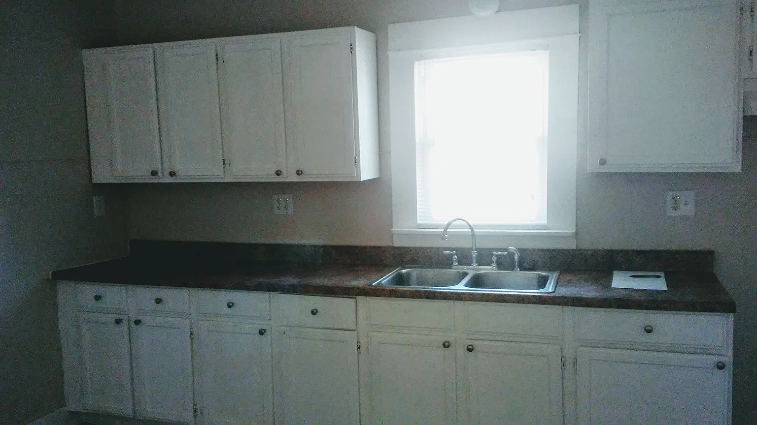 1204 Parkman Rd NW photo 1