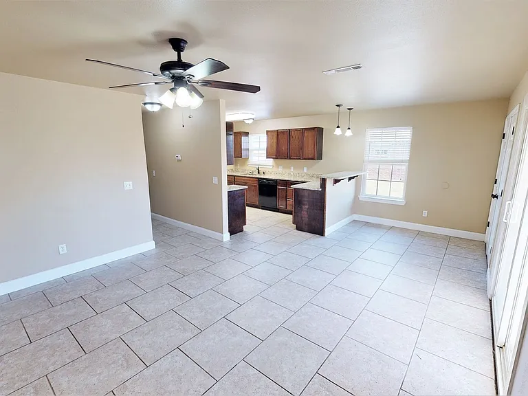 804 Meadowlands Drive — Photo 9