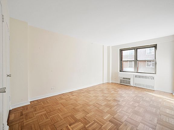 5th image of 420 E 55th St APT 10H