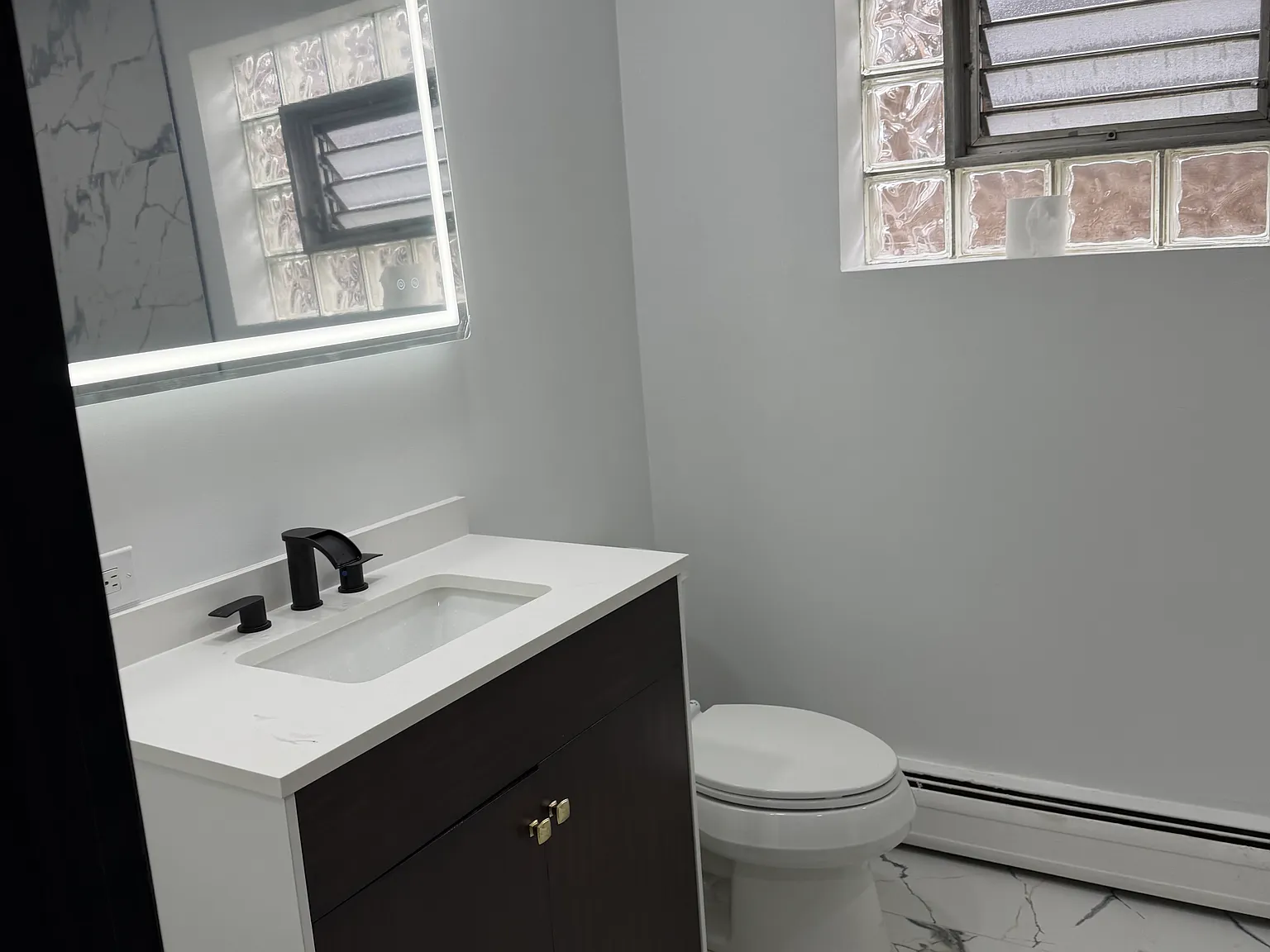 3 bed, $2,200 — Photo 3