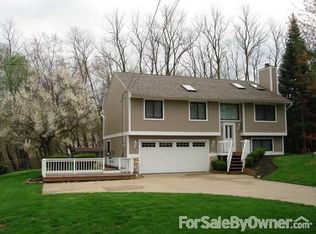 7475 Morley Rd, Mentor, OH 44060