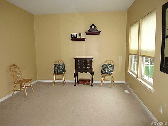 4th image of 156 Waterford Park