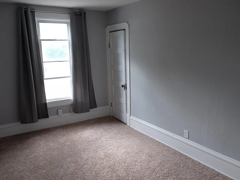 512 West 31st Street - 512 — Photo 15