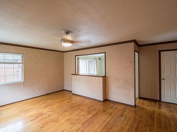 4th image of 2104 La Veta Ct
