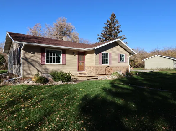 3556 130th St, Karlstad, MN 56732