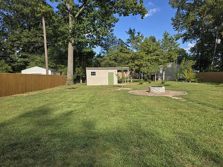 7998 Wynbrook Ln — Photo 38
