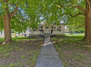 2300 N Johnston Ave, Springfield, MO 65803