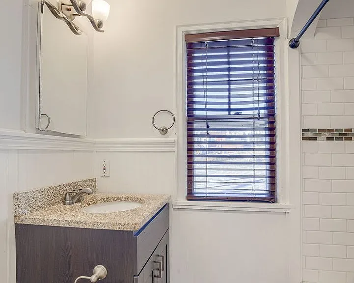 558 S 34th St — Photo 19