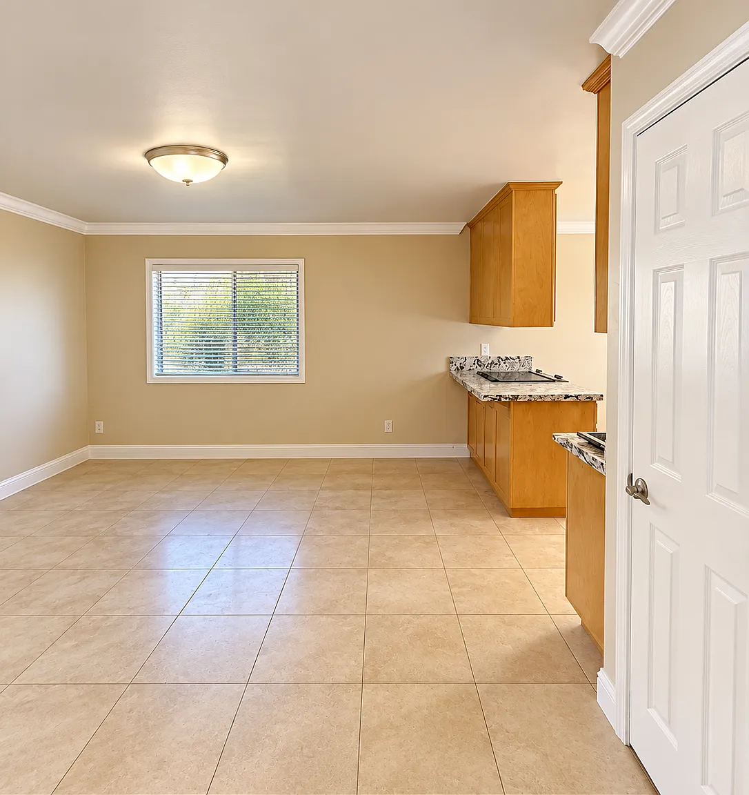 2 bed, 925 sqft, $2,000 — Photo 2
