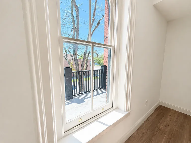 319 Connecticut St #3 — Photo 6