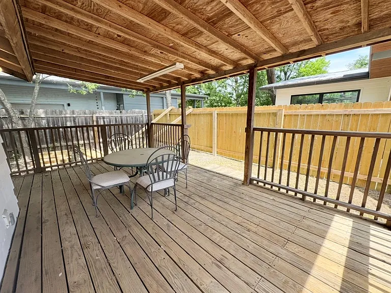 406 Swanee Dr #1 — Photo 17