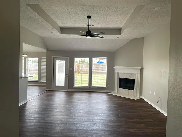 26 Tuscany Dr — Photo 2