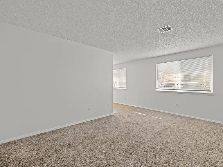 2056 S Division Ave — Photo 10
