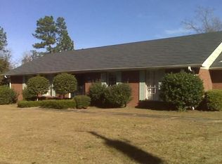 134 E Lakeside Dr, Hattiesburg, MS 39402