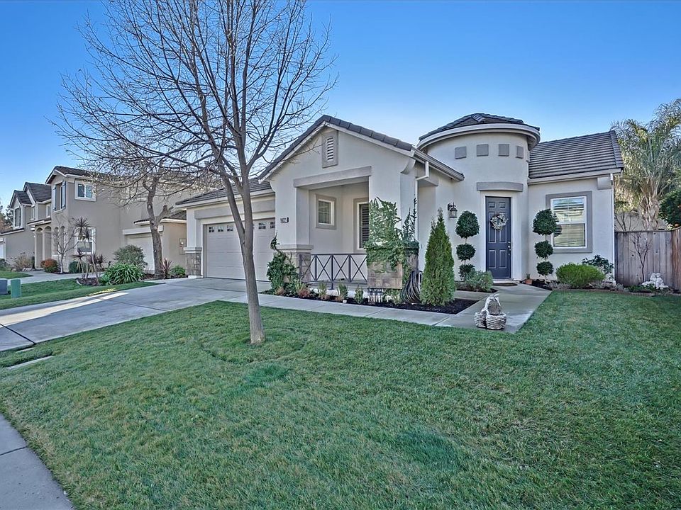 1st image of 10221 Rubicon Ave