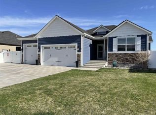 496 Double Eagle Dr, Pocatello, ID 83204