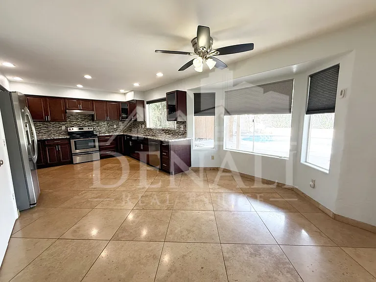 18220 N 45th St — Photo 12