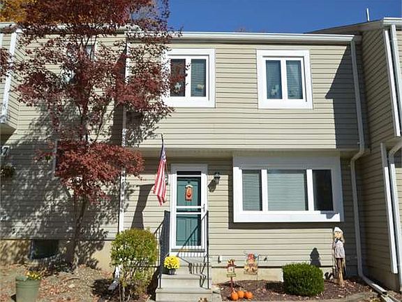 2nd image of 49 Shady Ln