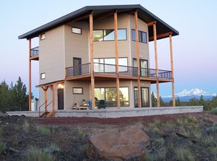 70030 McKenzie Canyon Rd, Sisters, OR 97759