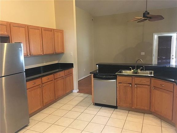 5th image of 630 Neile Ct