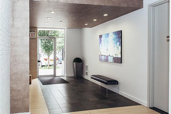 Rented by Cyberapts Management | media 35