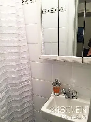 Rented by 24 7 NYC Realty Inc. | media 22