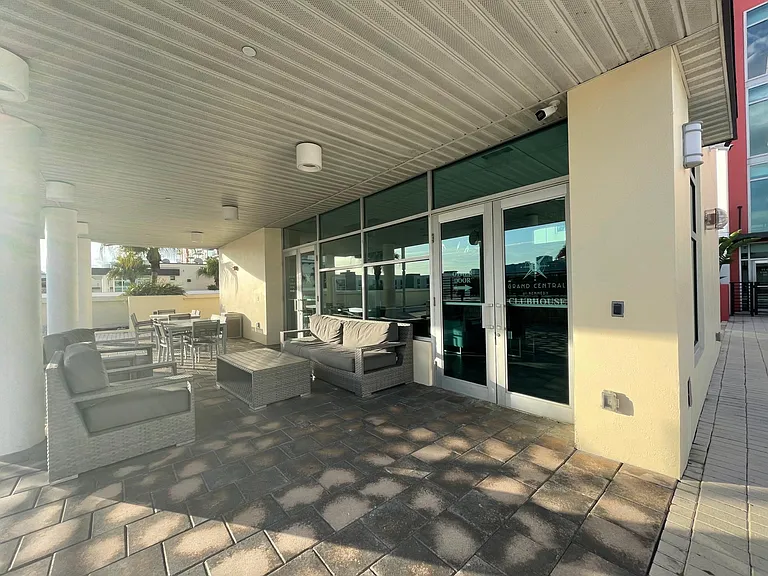1208 E Kennedy Blvd #320 — Photo 25