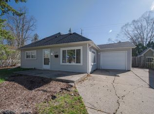 634 N Main St, Milford, MI 48381