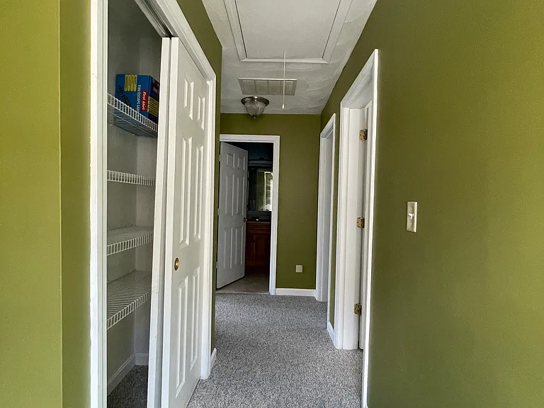 46 N Ashland St — Photo 8