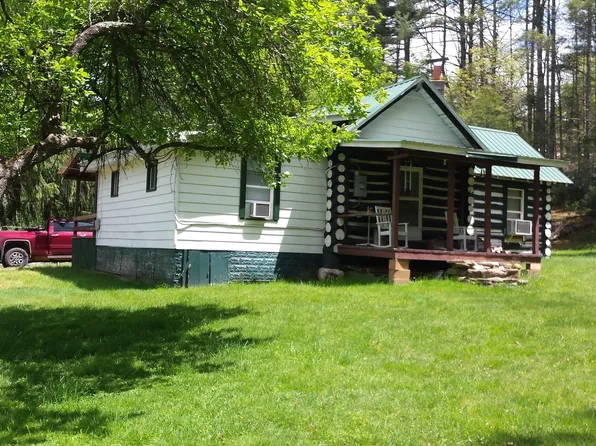 274 Burr Ln, Green Bank, WV 24944