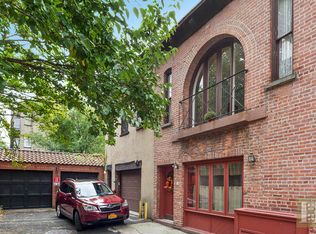 70 Verandah Pl, Brooklyn, NY 11201