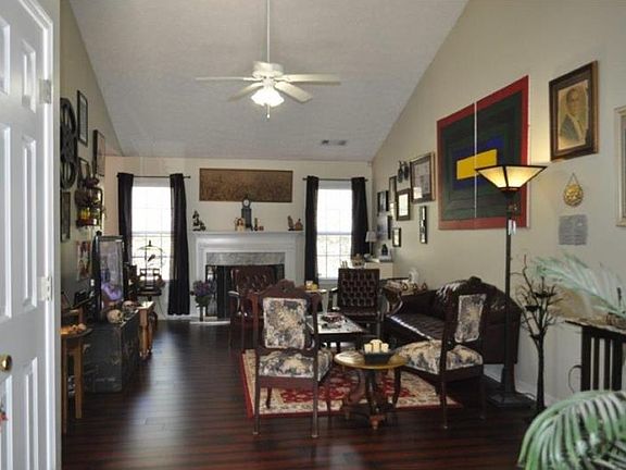 3rd image of 2570 Cordillo Dr