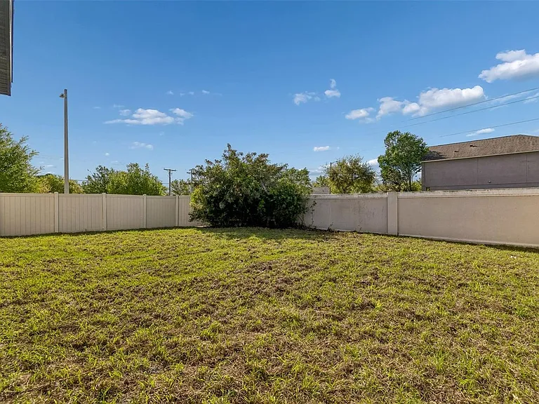1009 Culbreath Green Ct — Photo 25