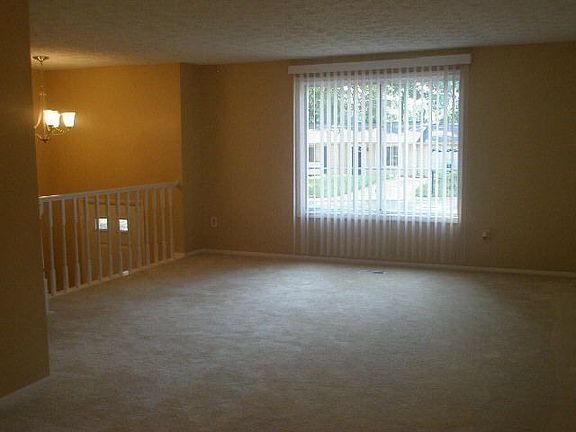 5th image of 6825 Graves Mill Ct