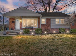 29757 Westfield St, Livonia, MI 48150