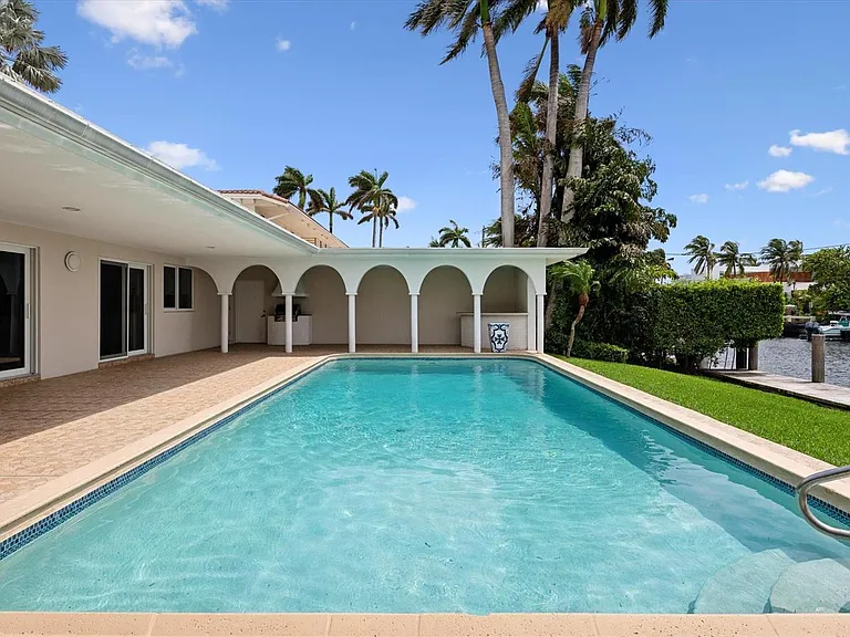 40 Isla Bahia Dr — Photo 6