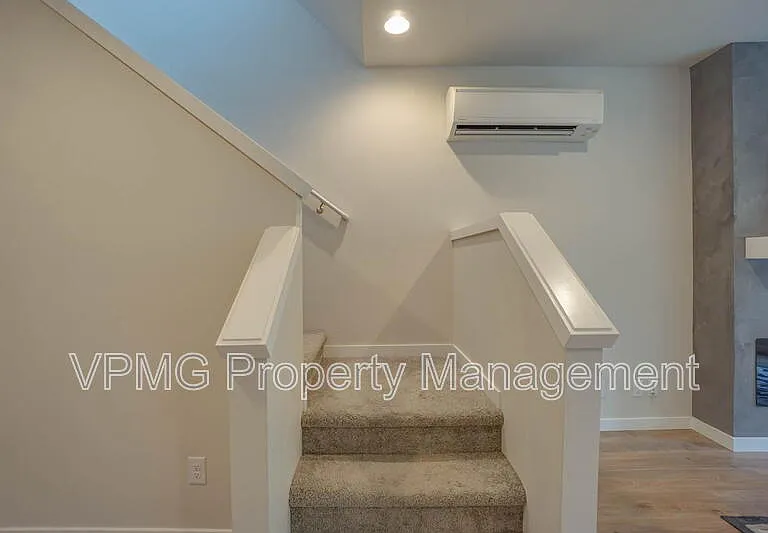 2904 NE 161st Ct — Photo 16