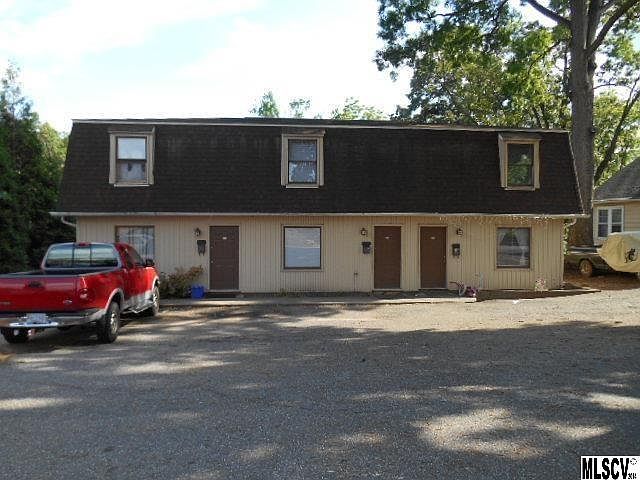 1st image of 422-424 429th Ave SE