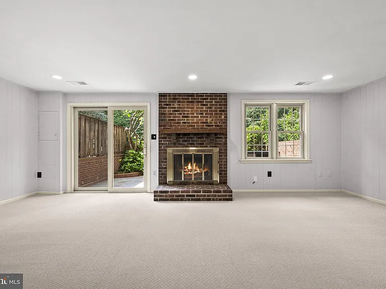 6056 Morgan Ct — Photo 57