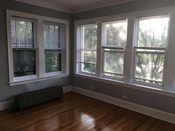 2nd image of 4627 N Lawndale Ave APT 2