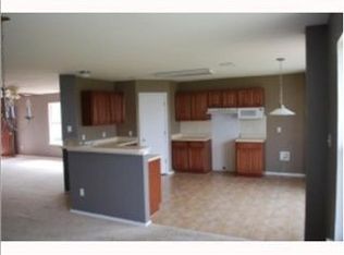 315 Wegstrom St, Hutto, TX 78634