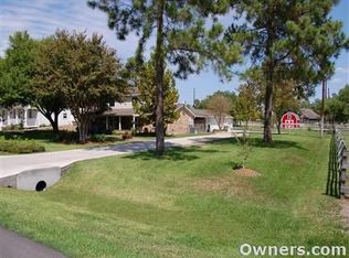 3019 N Saddlebrook Ln, Katy, TX 77494