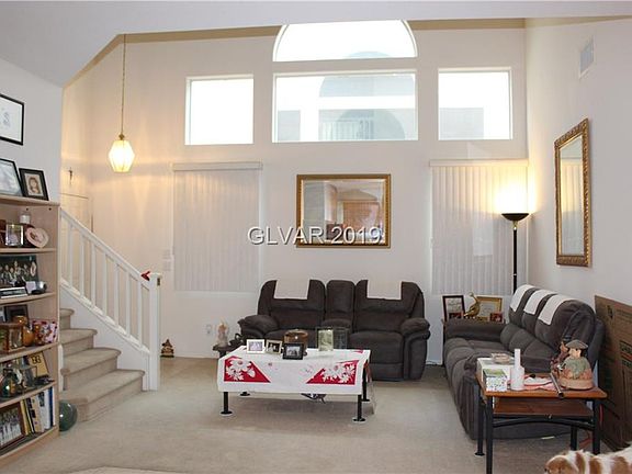 3rd image of 8884 Sierra Linda Dr