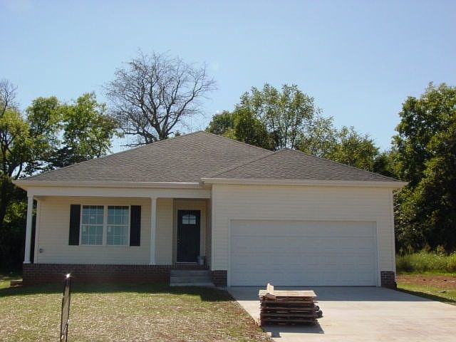 1st image of 673 Moss Creek Ave