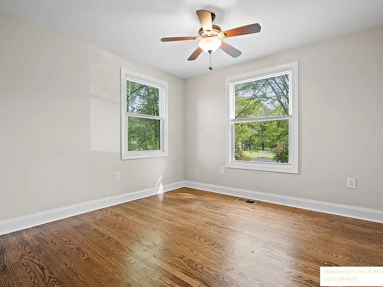 1235 Berwick Trl — Photo 10