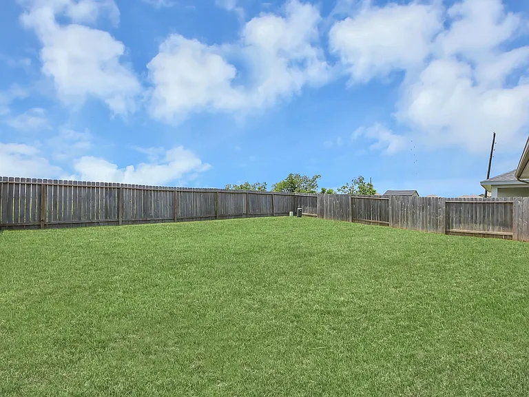 8614 Shumard Oak Dr — Photo 35